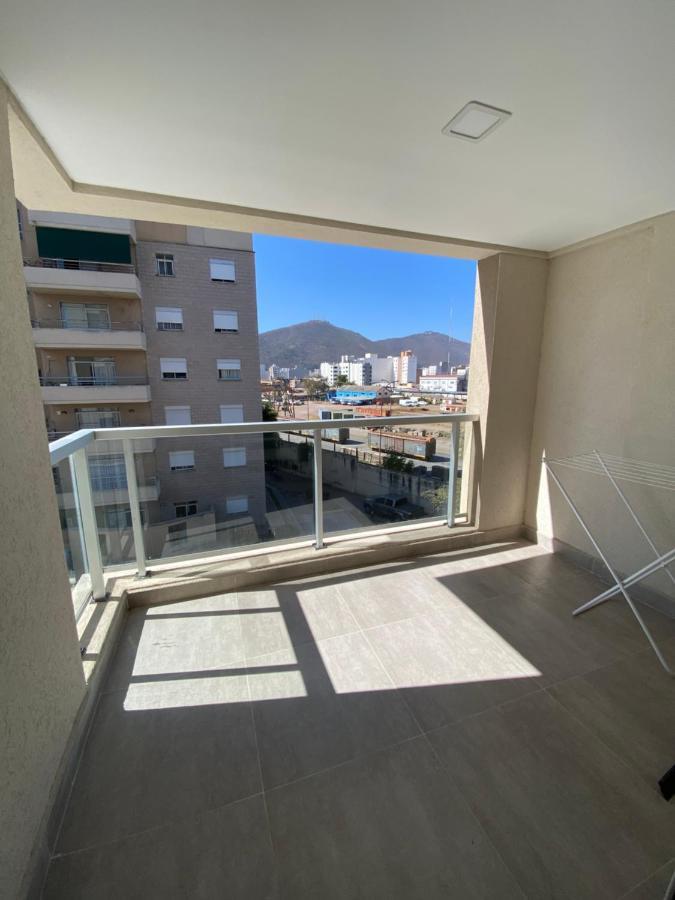 Hermoso Departamento De Dos En * Salta