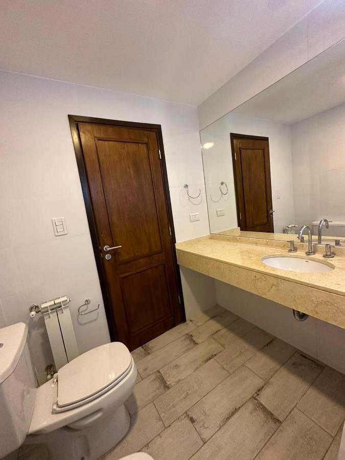 Departamento Anzoategui Salta. Pax 2 - 4. *