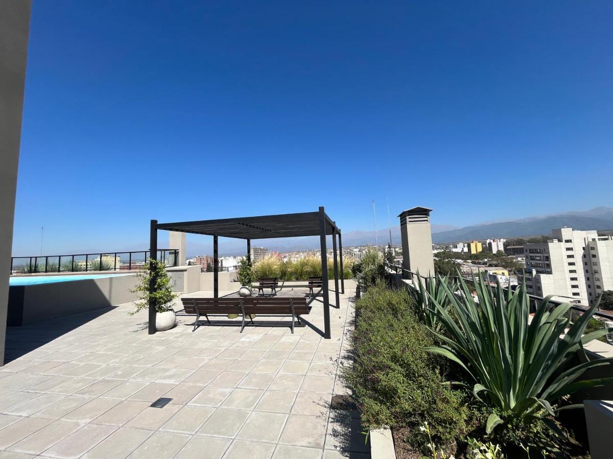 Dpto Excelente Ubicacion Con Parking Privado Apartamento