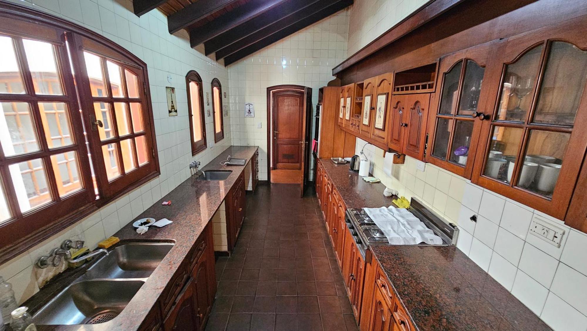 Guest house Valhalla & Salta