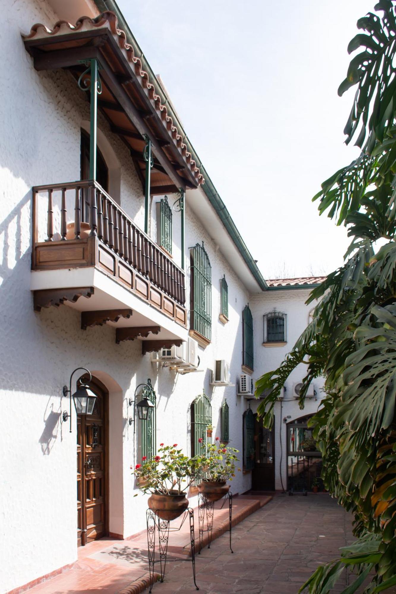 Boutique La Candela 3*