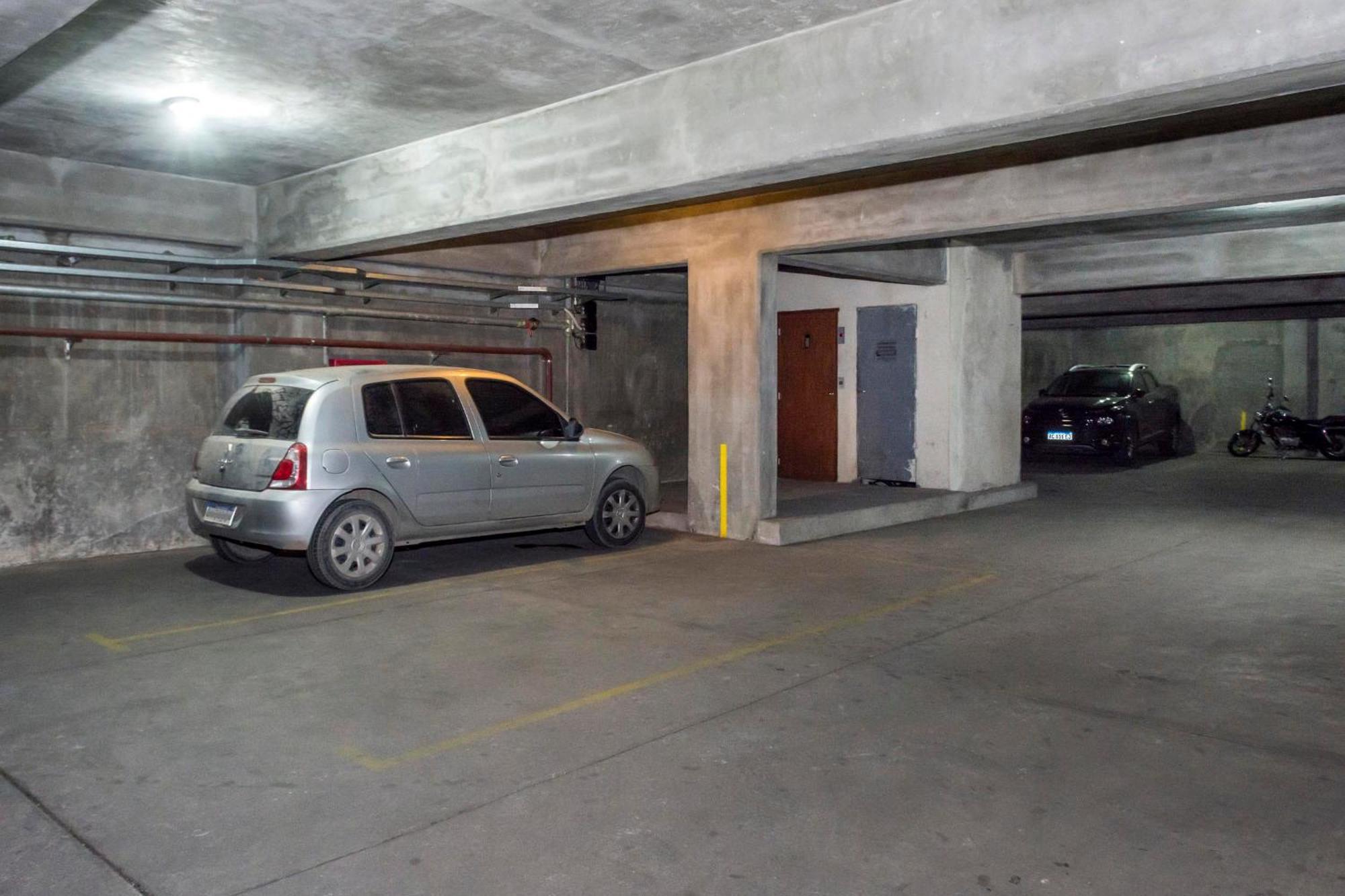 Departamento Centrico En La Ciudad De Salta, A 5 Cuadras De La Plaza Principal * Salta