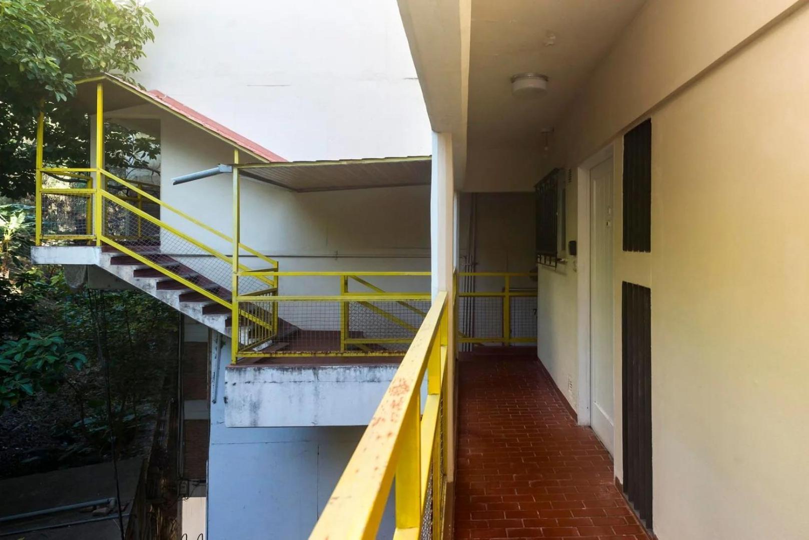 Balcones De Apartment