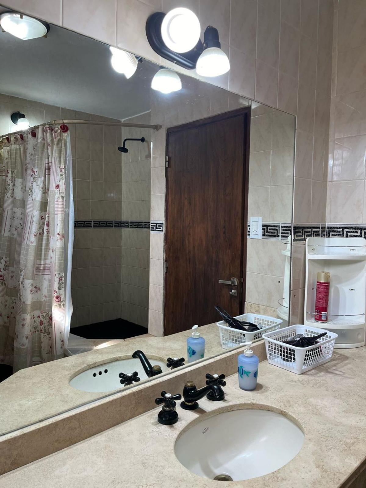 Casa Grand Bourg Con Magnífica Vista Y Pileta * Salta