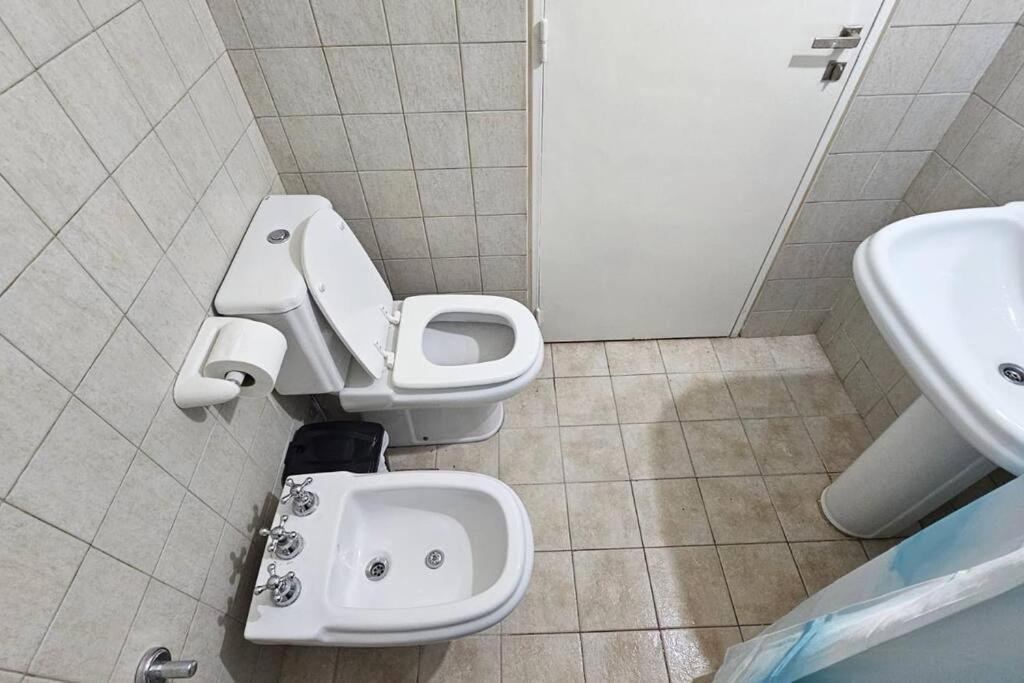 Comodo Y Moderno Centrico Equipado, En *