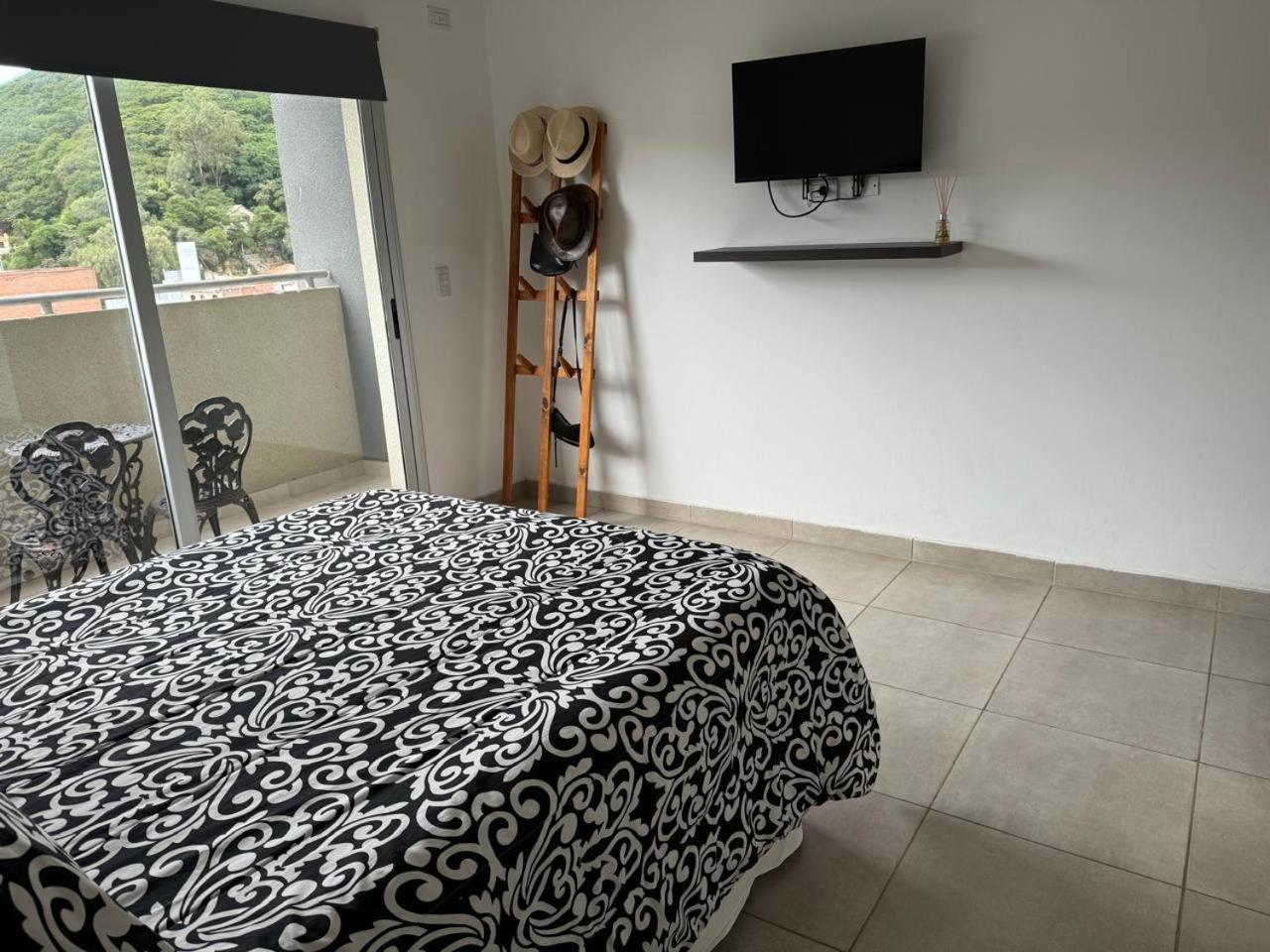 Dpto Zona Shopping Alto Noa Apartamento Salta
