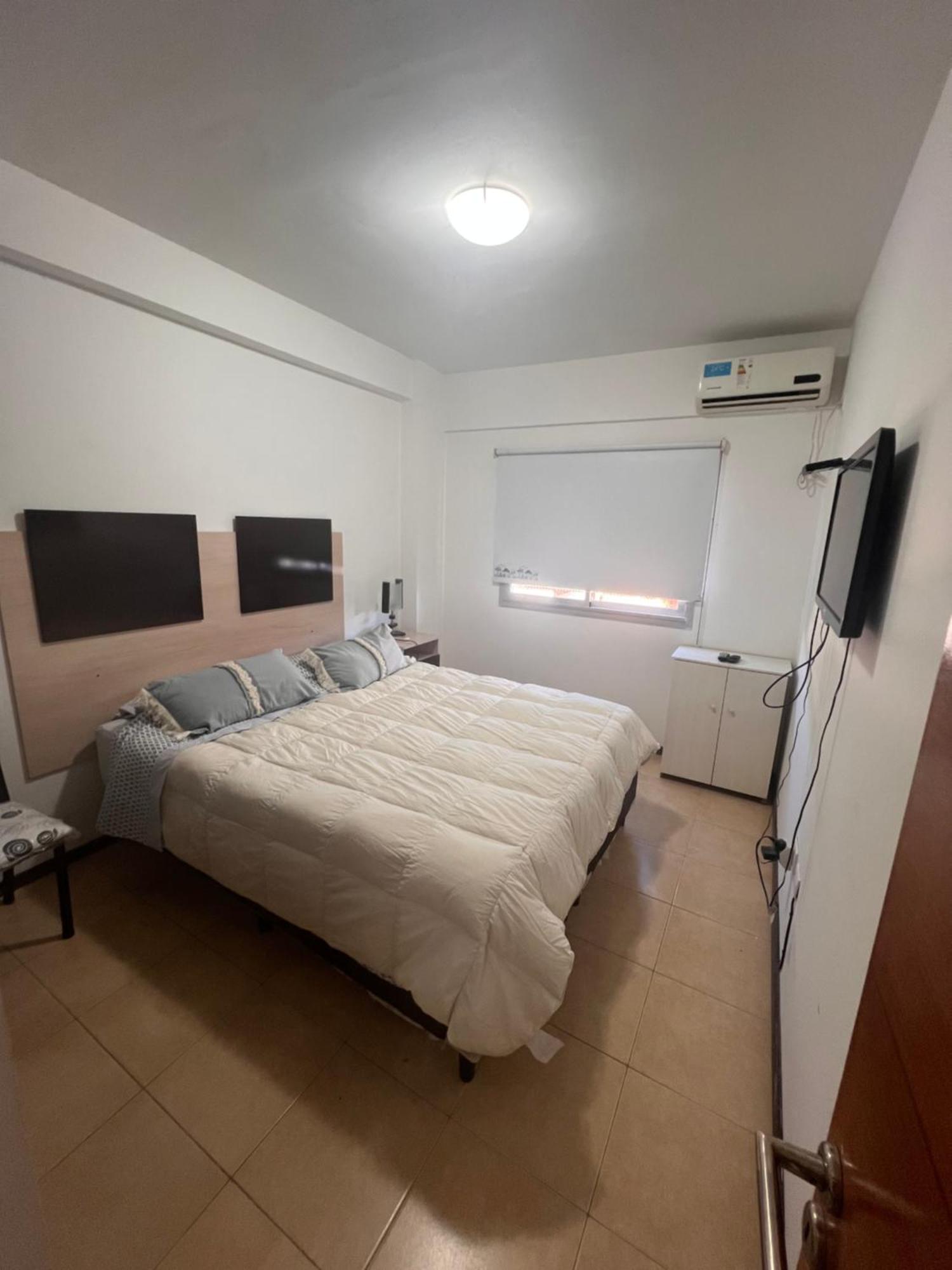 Depto De 2 Habitaciones, 4 O 6 Personas, Zona Tres Cerritos * Salta