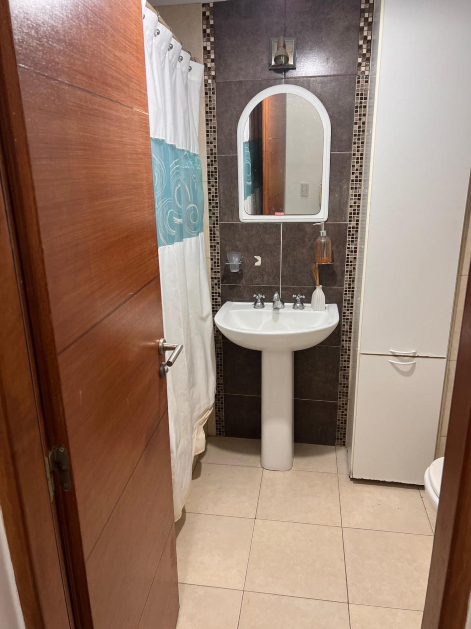 Apartamento Depto De 2 Habitaciones, 4 O 6 Personas, Zona Tres Cerritos