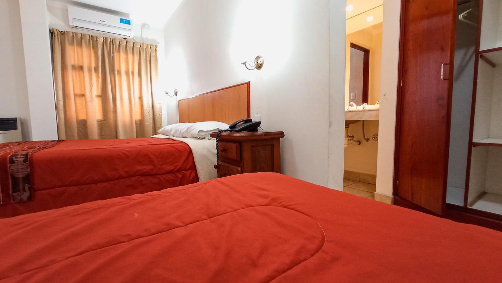 Alto Colonial Hotel 2*