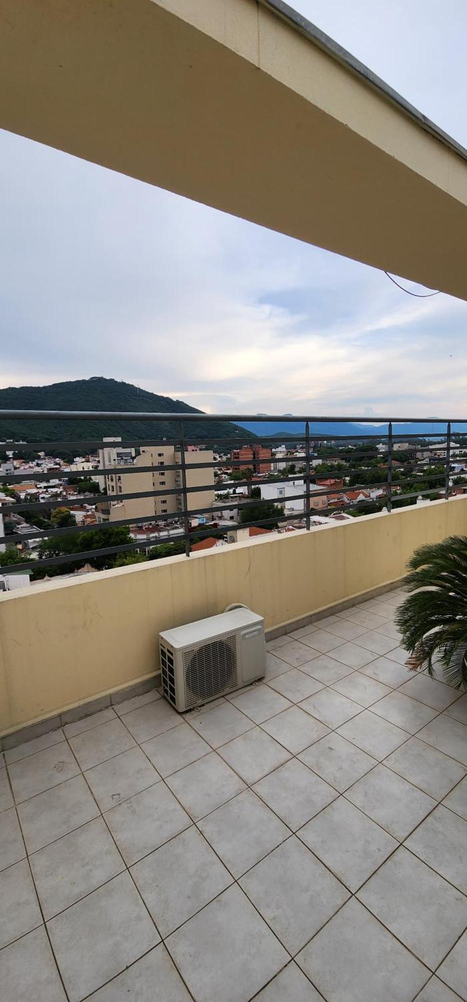 Aires Brillantes, Monoambiente Centrico
