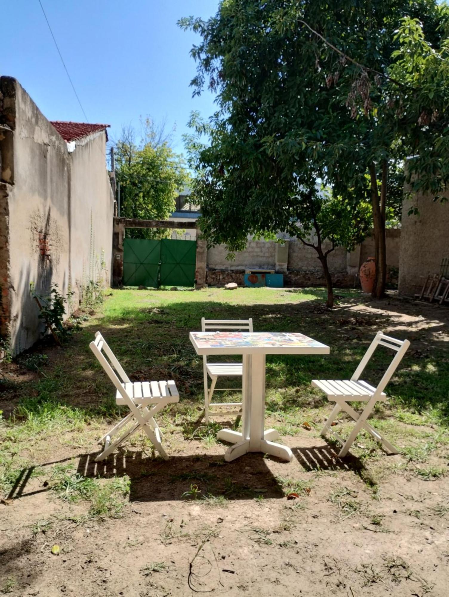 Casa Nuestra Hostal *
