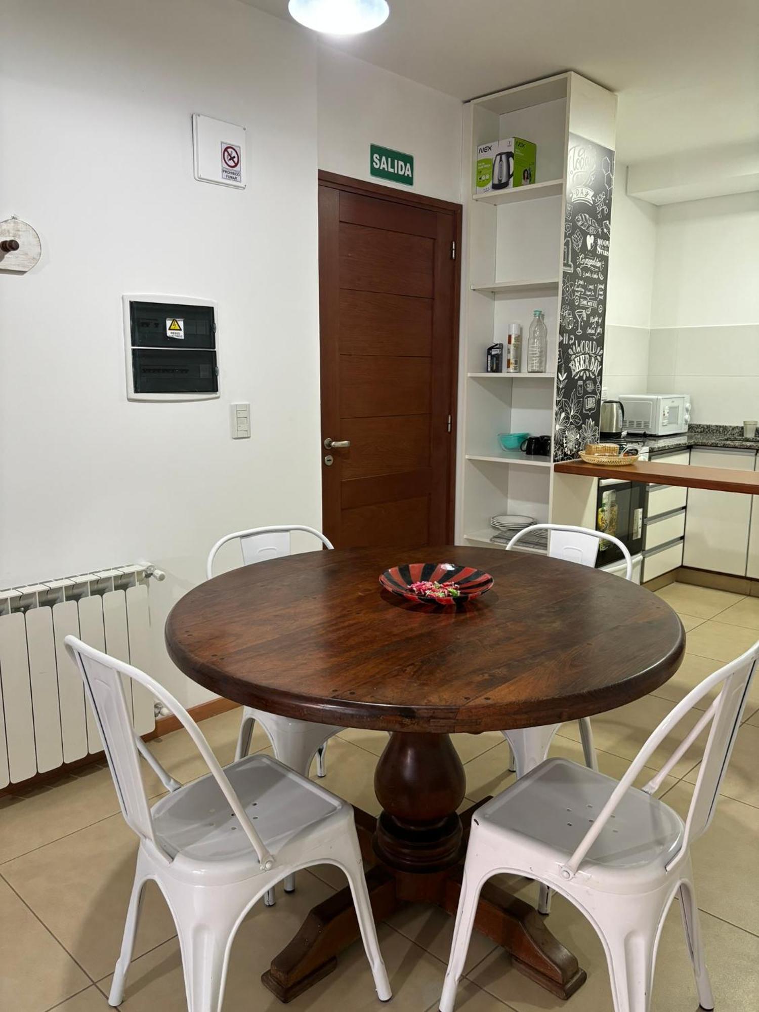 Vicente López 1463 - Dpto Para 4 - Apartamento Salta