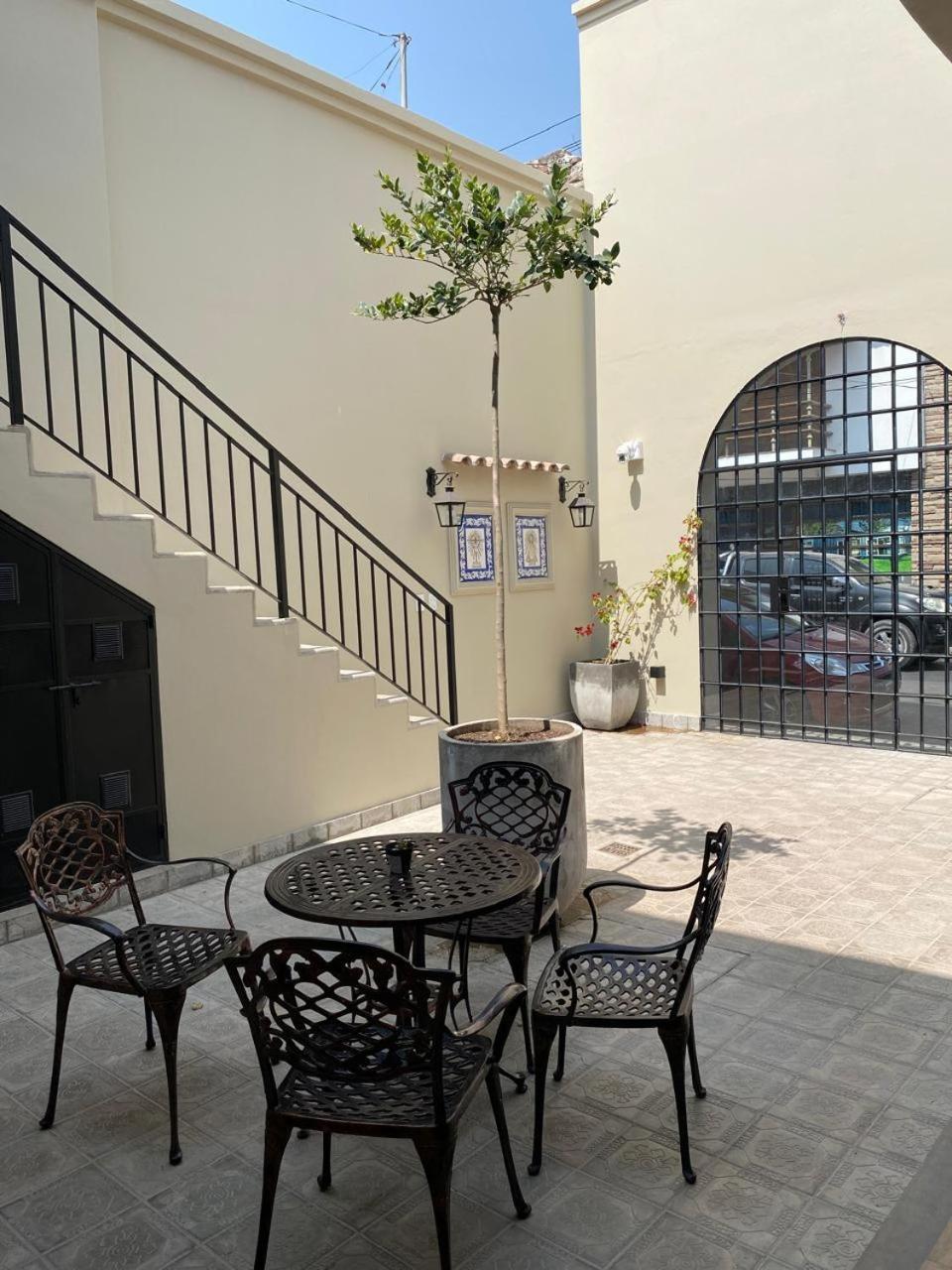 Del Milagro Inn