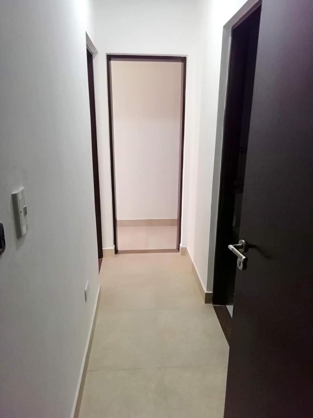 Apartamento Depto Amplio Zona Shopping Y Penas Salta