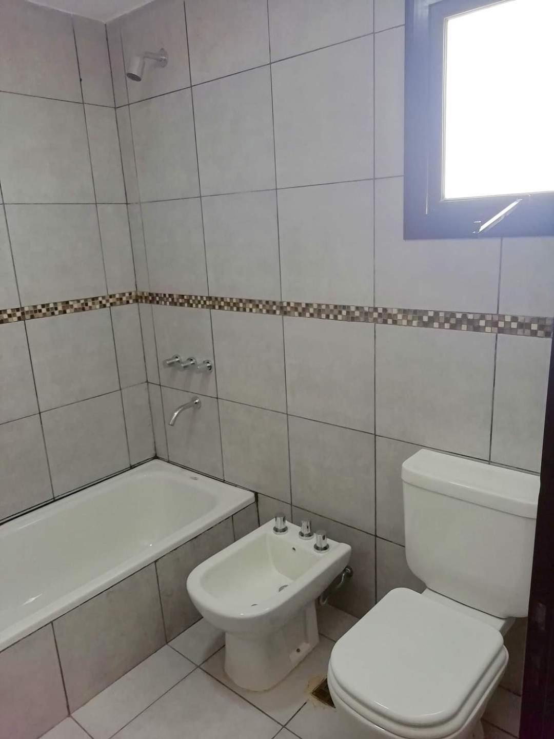 Depto Amplio Zona Shopping Y Penas Apartamento *