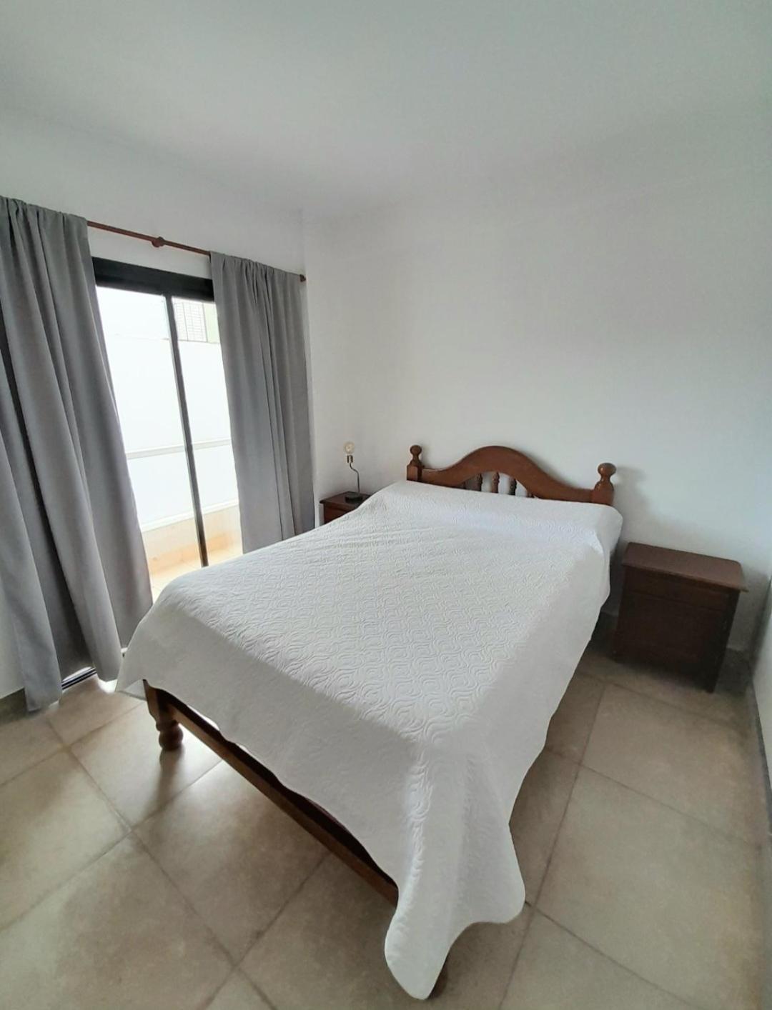 Depto Amplio Zona Shopping Y Penas Apartamento Salta
