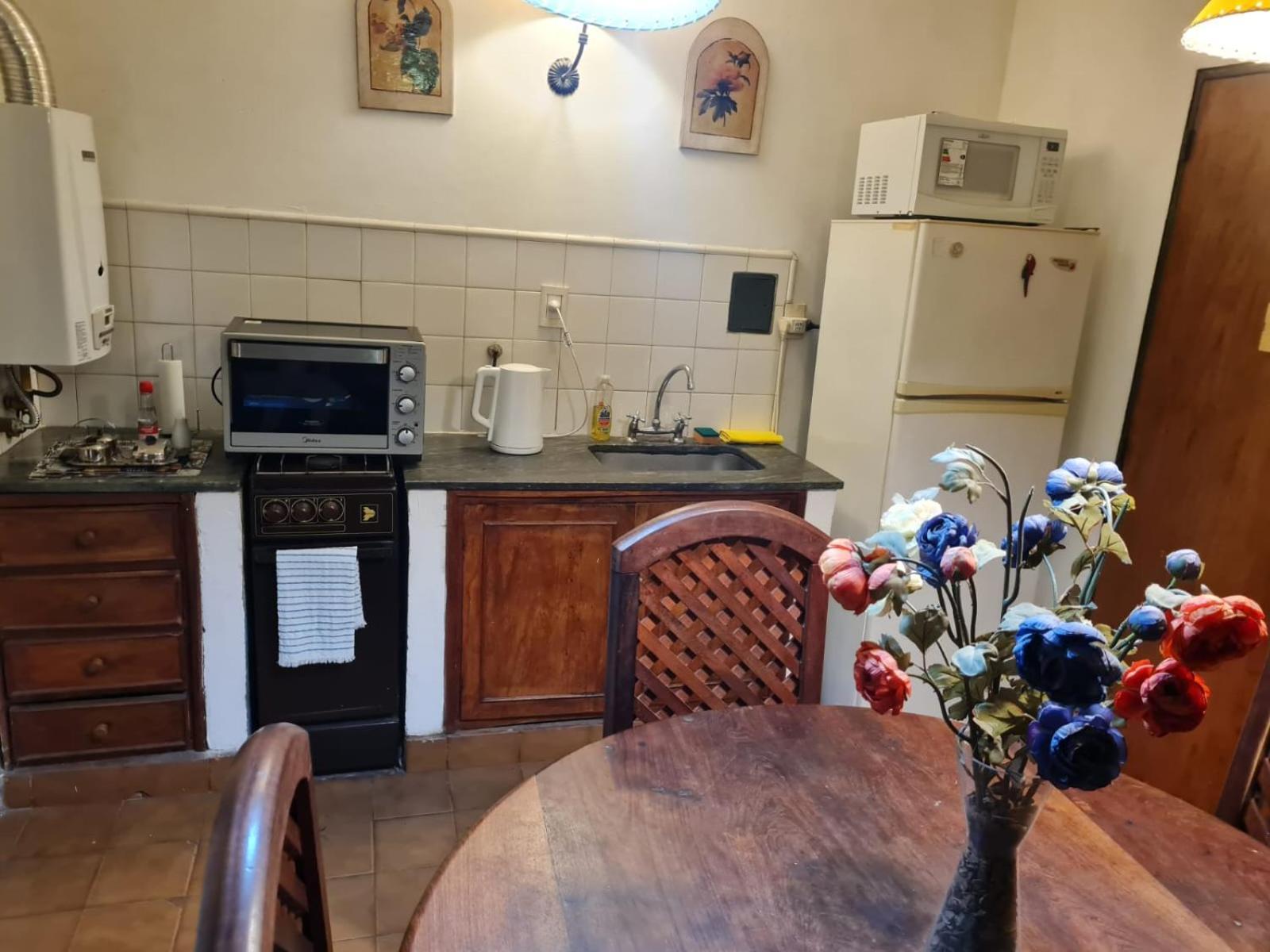 Excelente Ubicacion Centrica, Sencillo Y Comodo Apartamento *