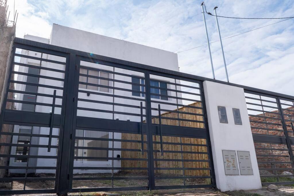 Сasa de vacaciones Duplex Nuevo - Capital *