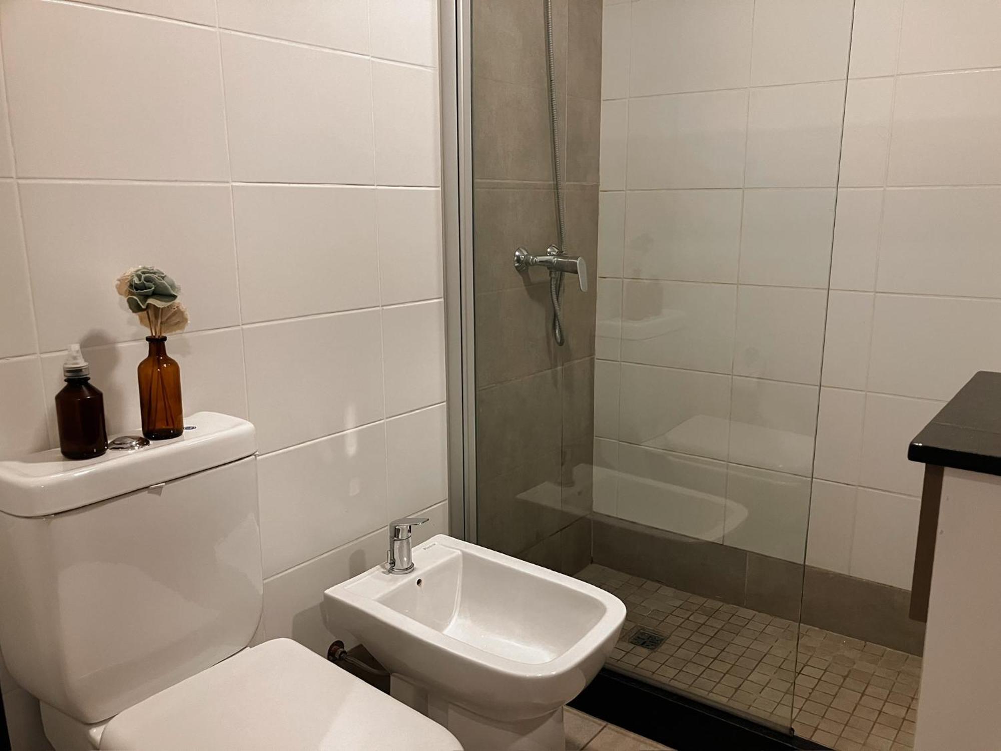 Apartamento Bravo En El Casco Historico De Salta, P/ 2. Salta