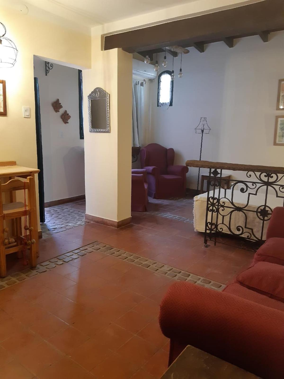 Apartamento La Pink House Salta, Monoambiente Amplio Y Comodo *