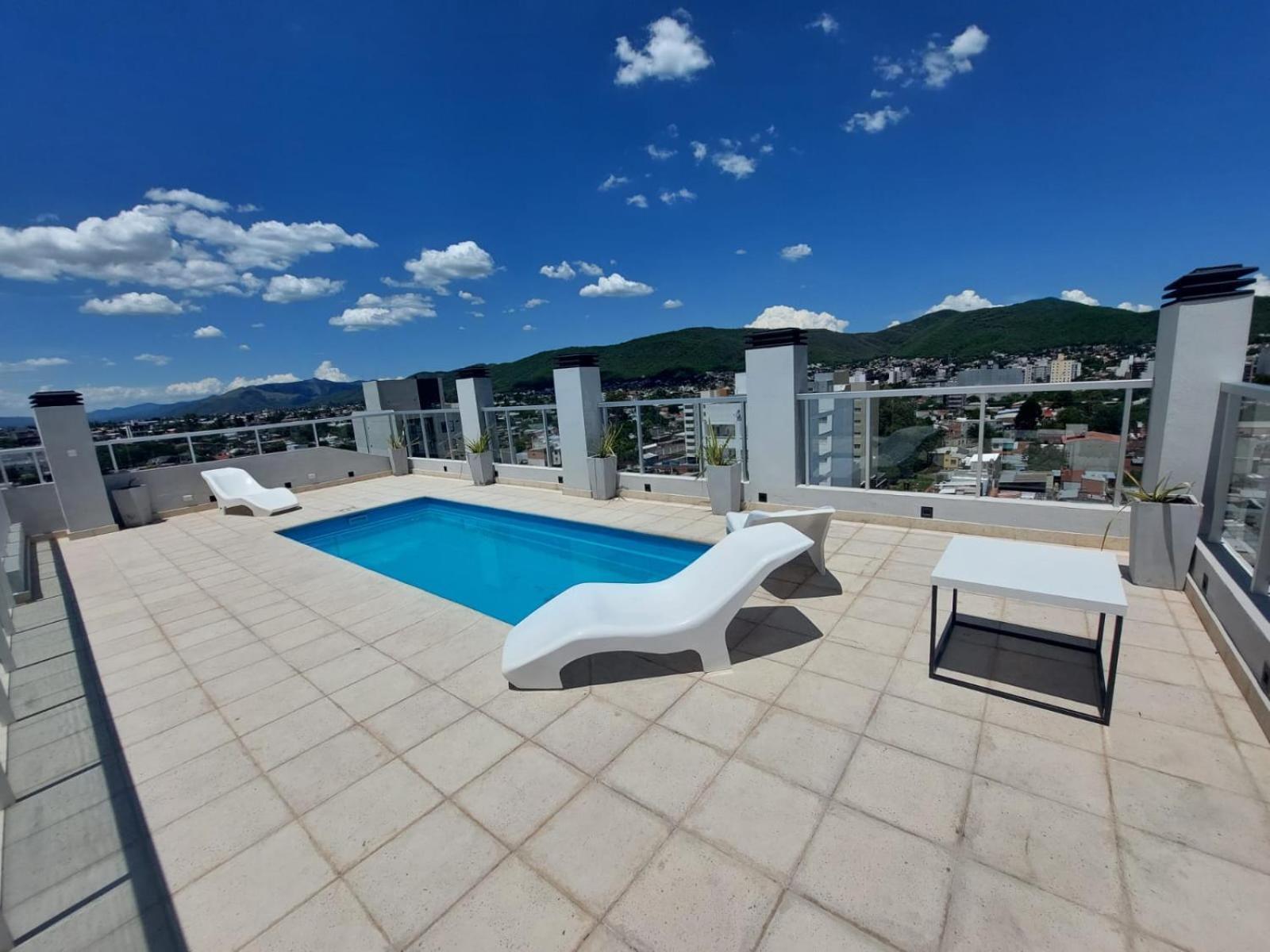 Monoambiente Con Pileta, Cochera Y Wi-fi Ideal 2 Huespedes Apartamento *