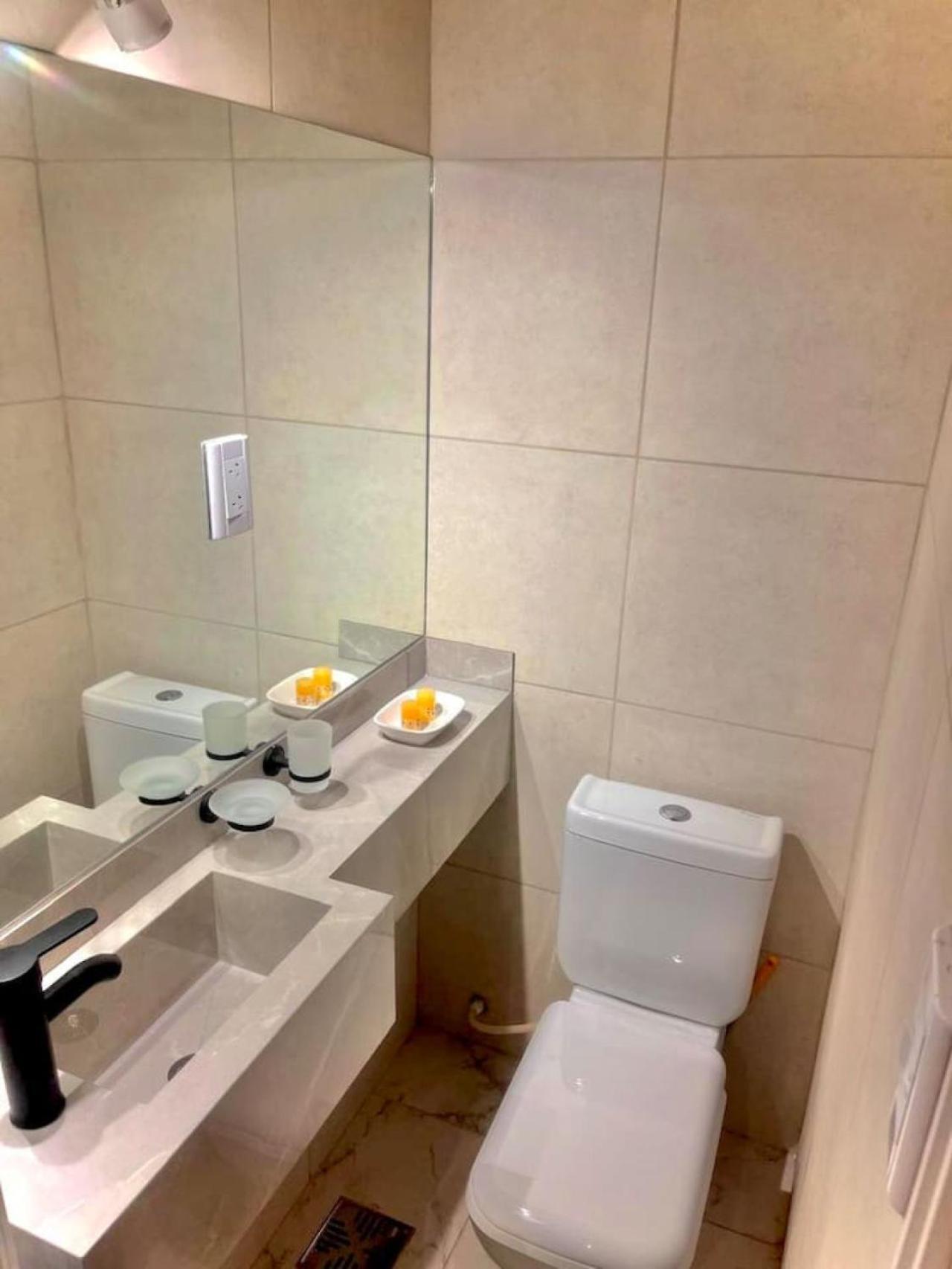 Moderno, Lujoso Y Centrico Departamento Av Belgrano 3 Y 3 Banos - Bonavista *