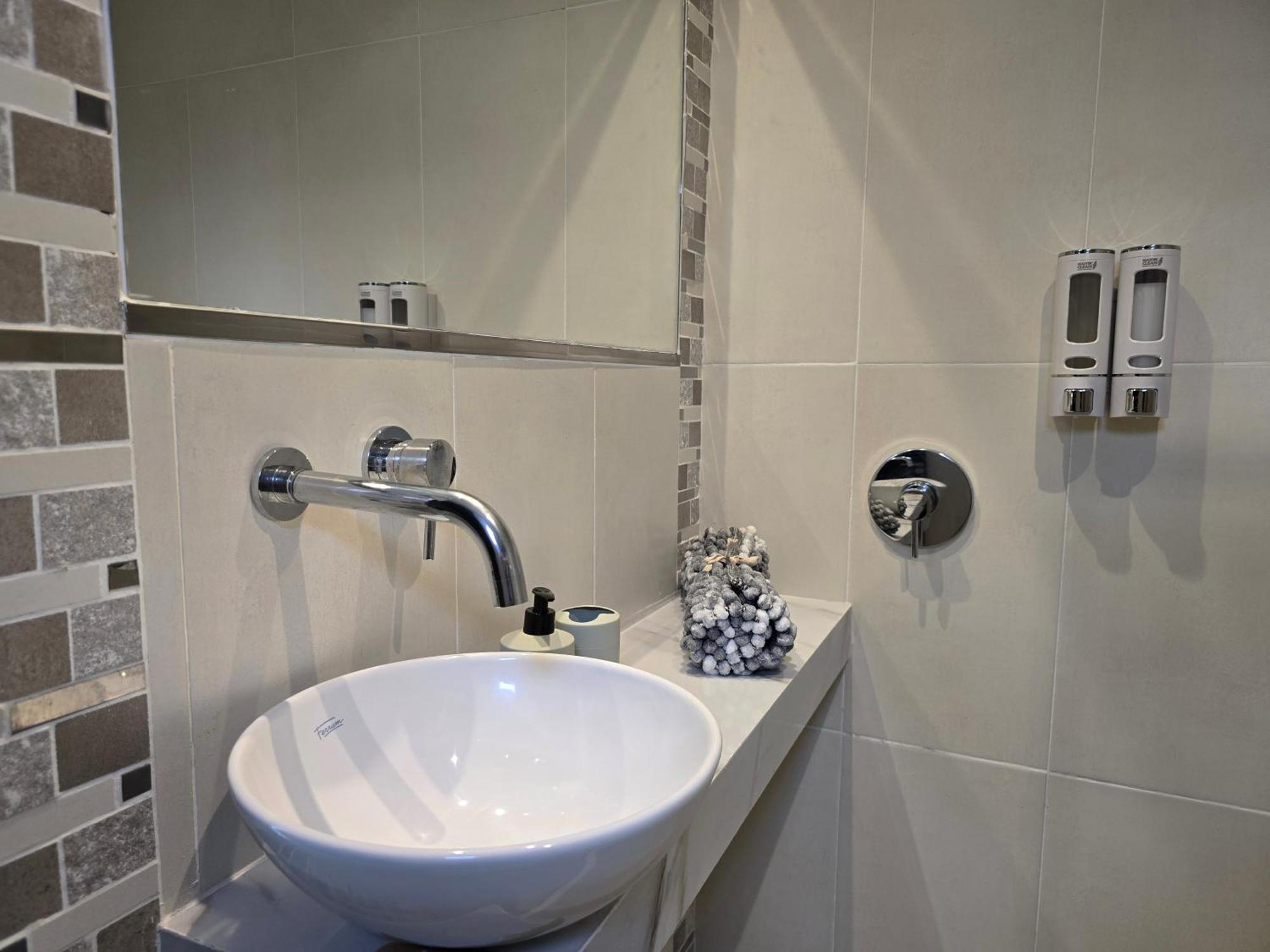 Apartamento Hermoso Dpto Con Vista Al Parque *