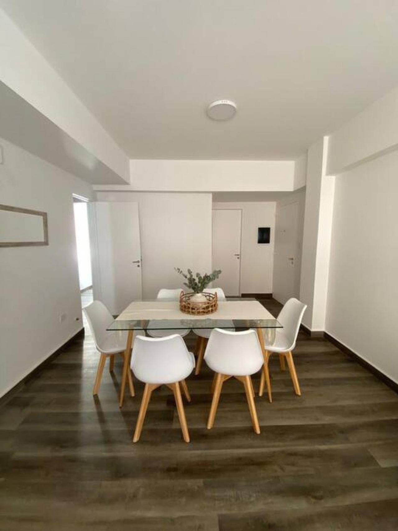 Lujoso Zona Centro De Capital 3e Apartamento