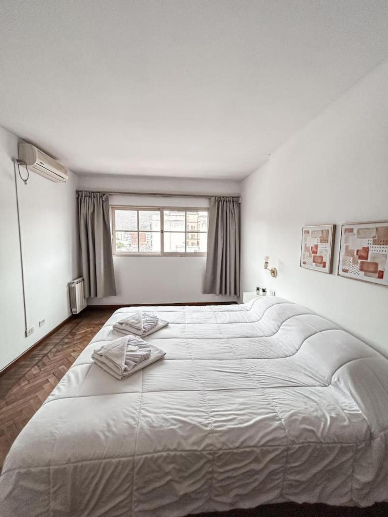 Apartamento Dpto En Pleno Centro De Con Cochera Salta
