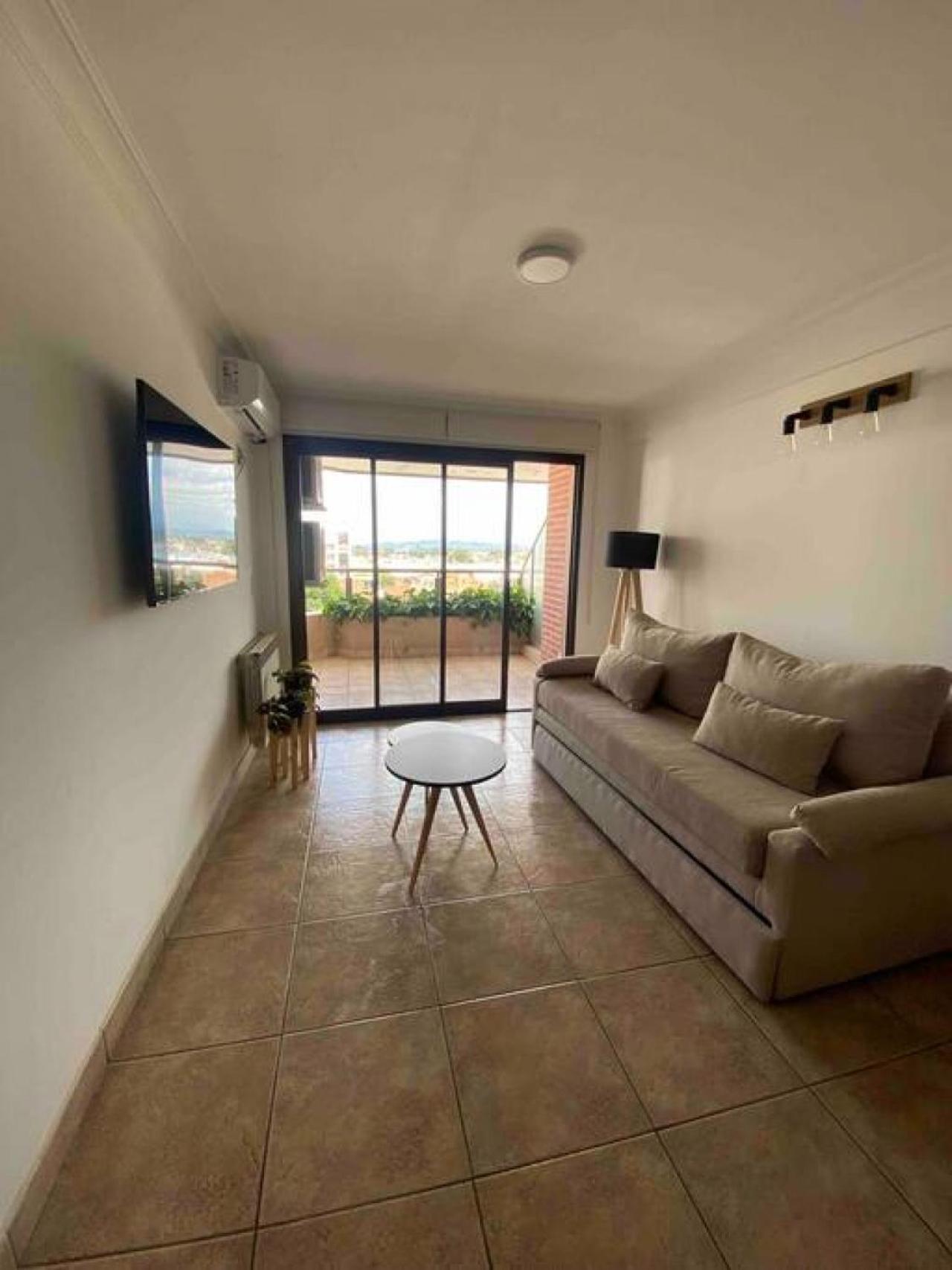 Amplio Depto Tres Y Dos Banos Familia 5b Apartamento