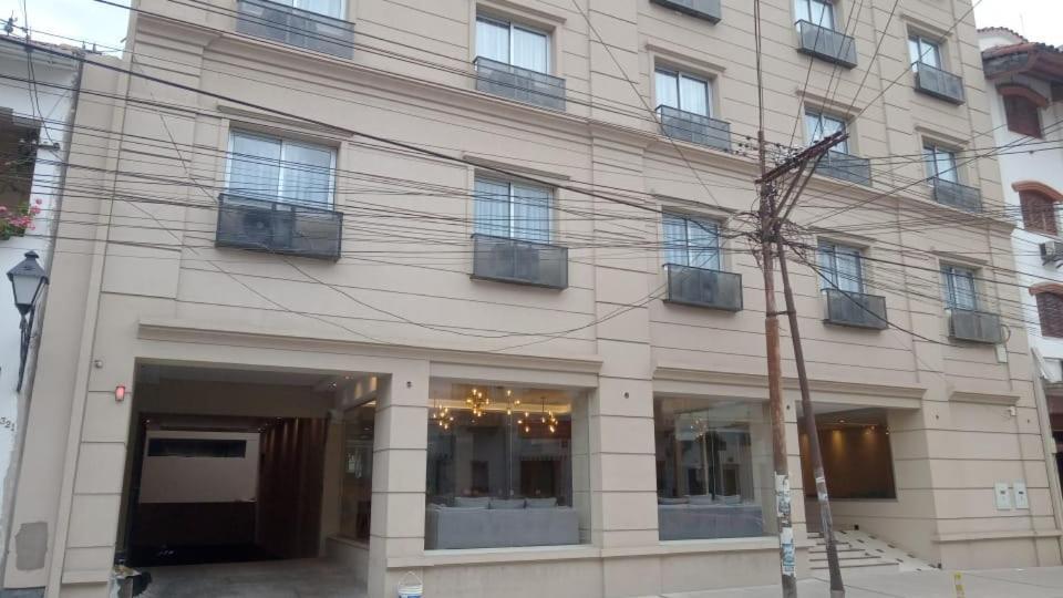 Alvarado Hotel