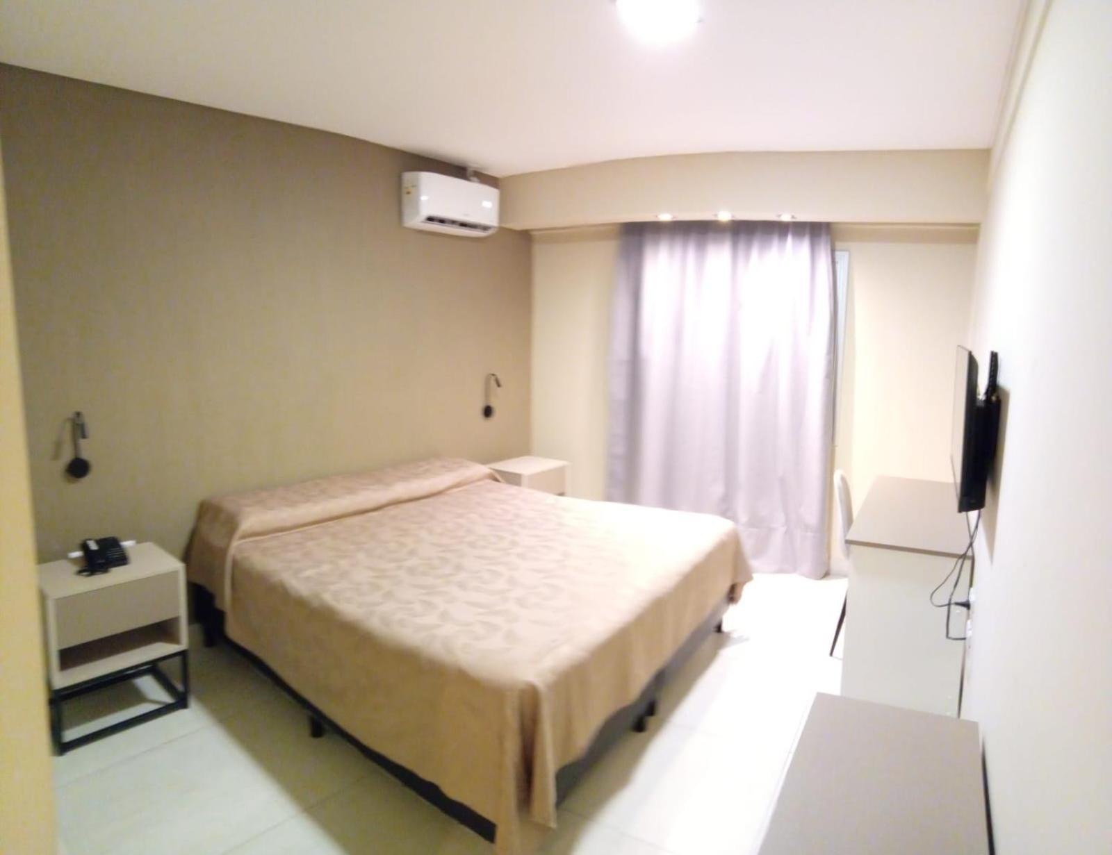 Alvarado Hotel