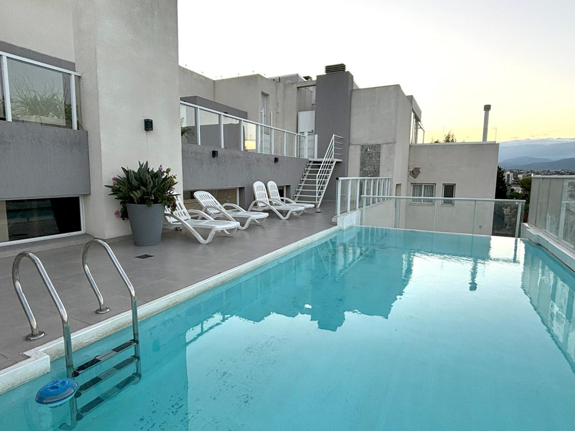 Apartamento Romeo Apt, P/ 4 Personas, En El Centro De *