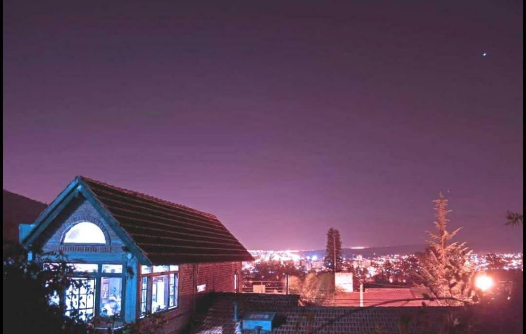 Casa Laberinto, Con Vista A La Ciudad Apartamento *