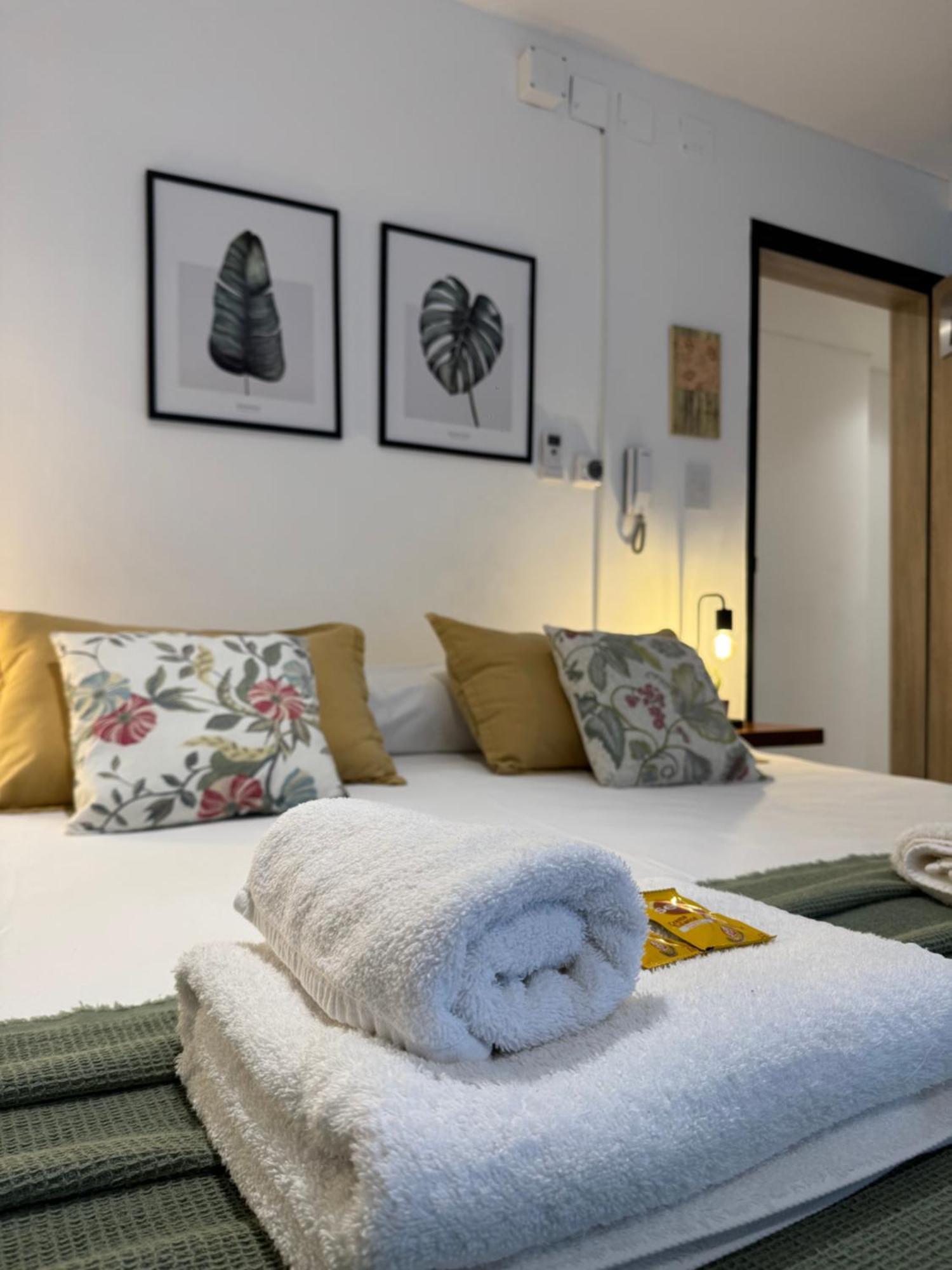 Monoambiente Con Pileta, Cochera Y Wi-fi Ideal 2 Huespedes