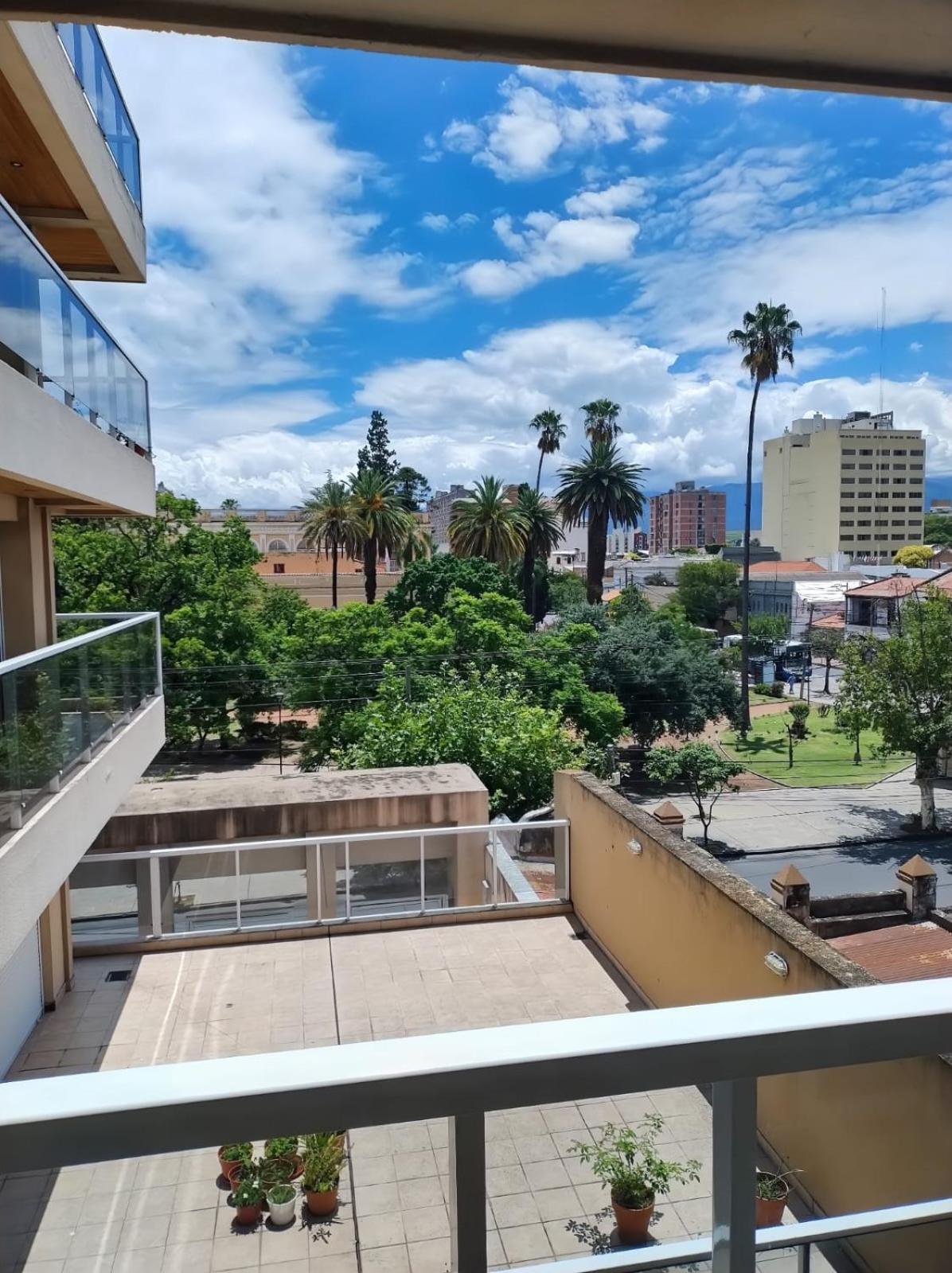 Departamento Zuviria, Centro De Apartamento *