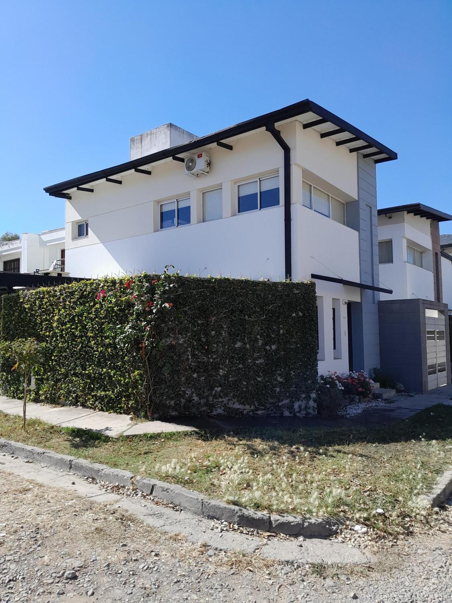 Duplex En Apartamento