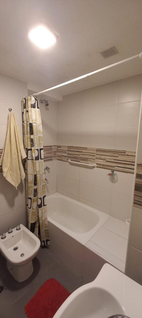 Apartamento Departamento Calle Balcarce Hermosa Vista Y Parrilla Salta
