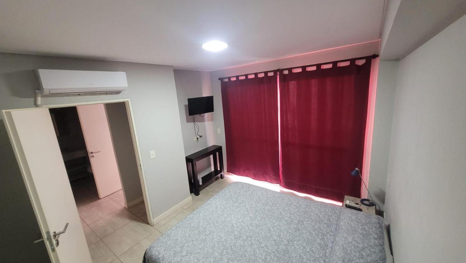Apartamento Dean Funes 108 *