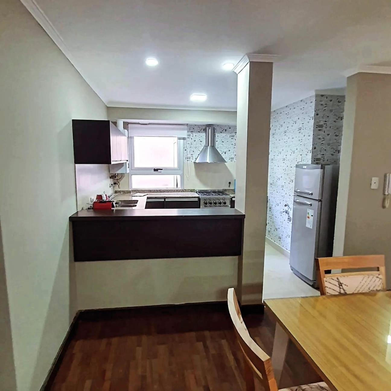 Departamento Caseros Centro Apartment *