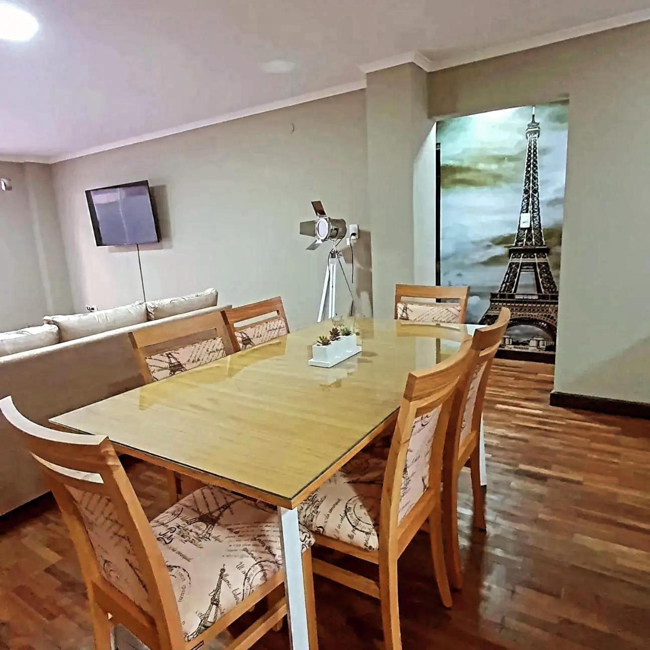 Departamento Caseros Centro Apartment Salta