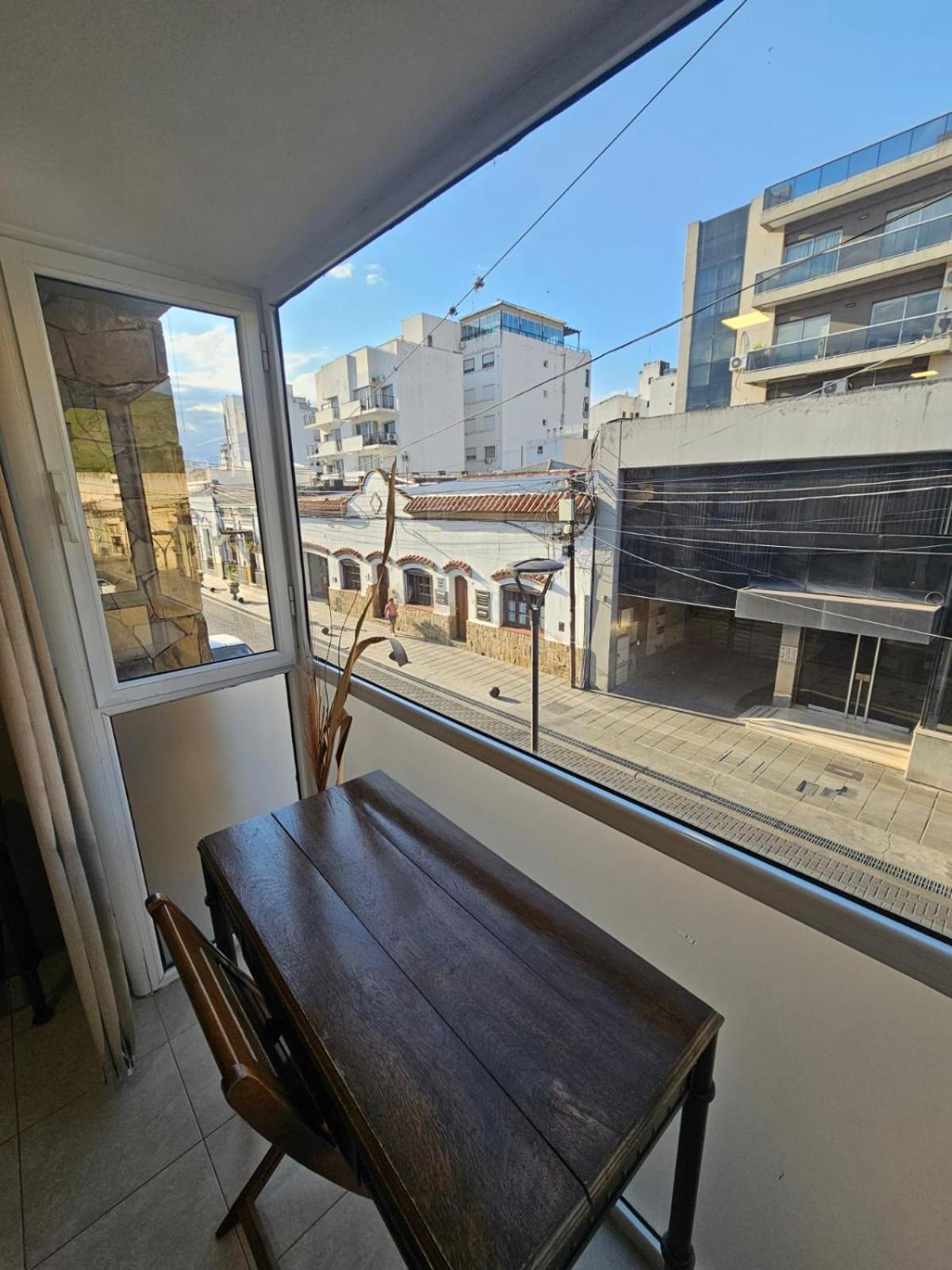 Departamento Caseros Centro Apartment *