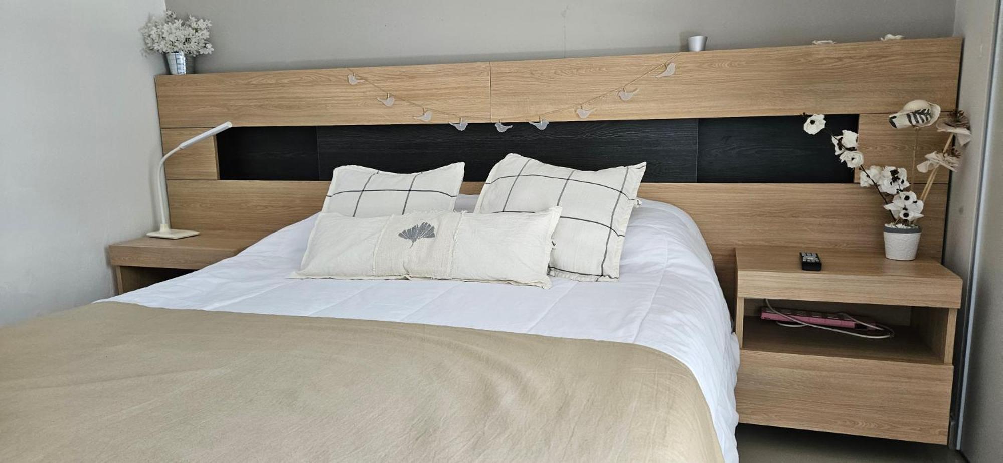 Quebec A Metros De Penas Apartamento