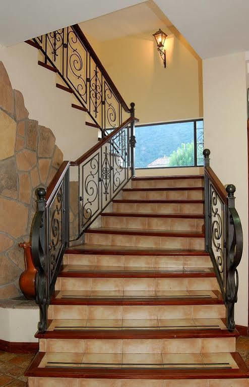 Hotel Mirador Del Cerro 3*