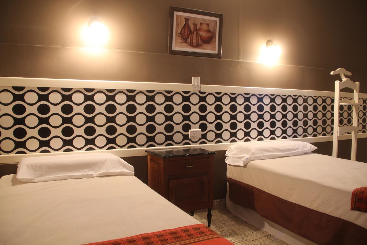 Elena Hotel *