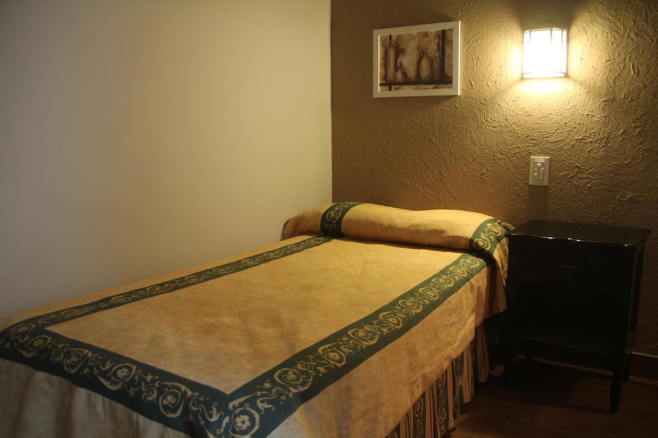 Hotel Elena *