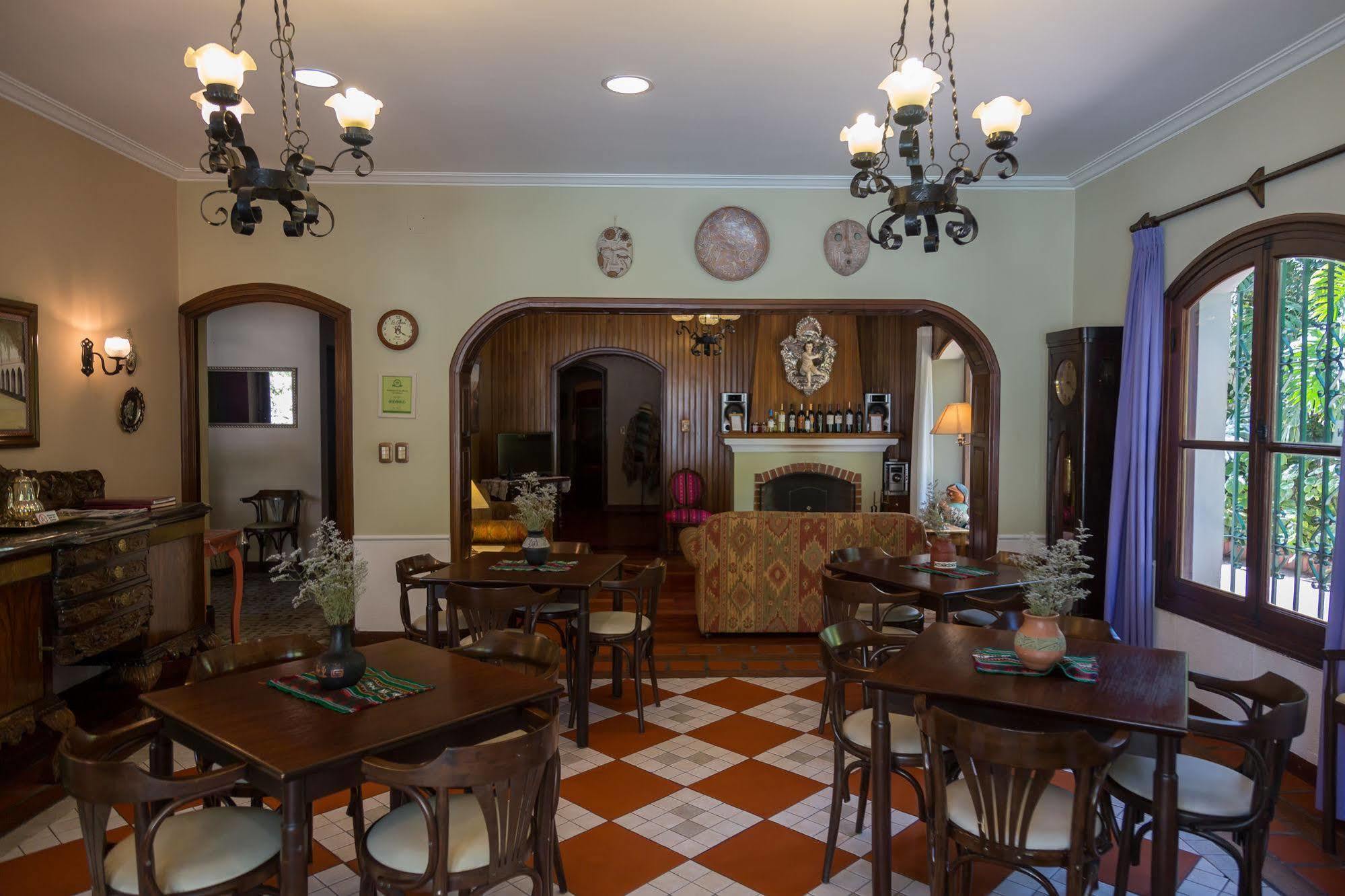Boutique La Candela Hotel