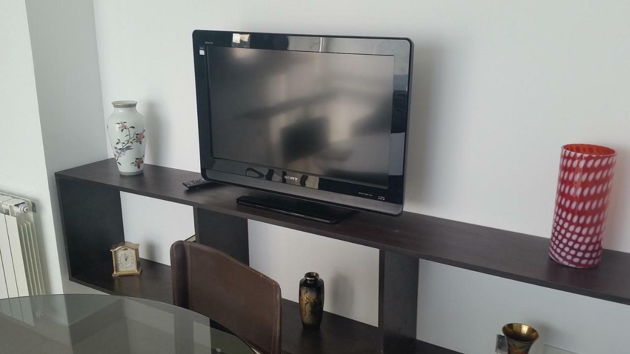 Excelente Departamento En Edificio 4****