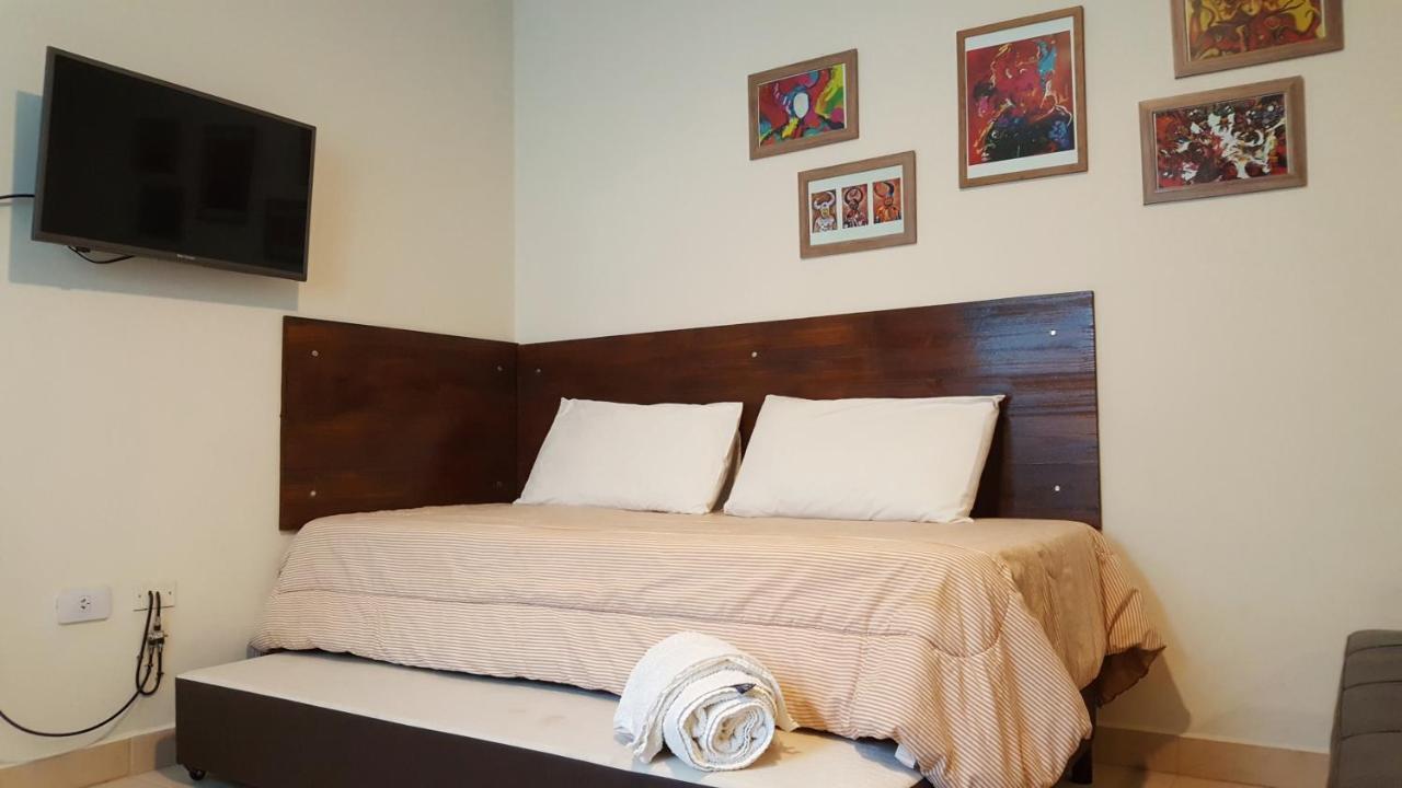 Carnaval P/6 - 2 Dorm - Amplio Y A 5' Del Centro * Salta