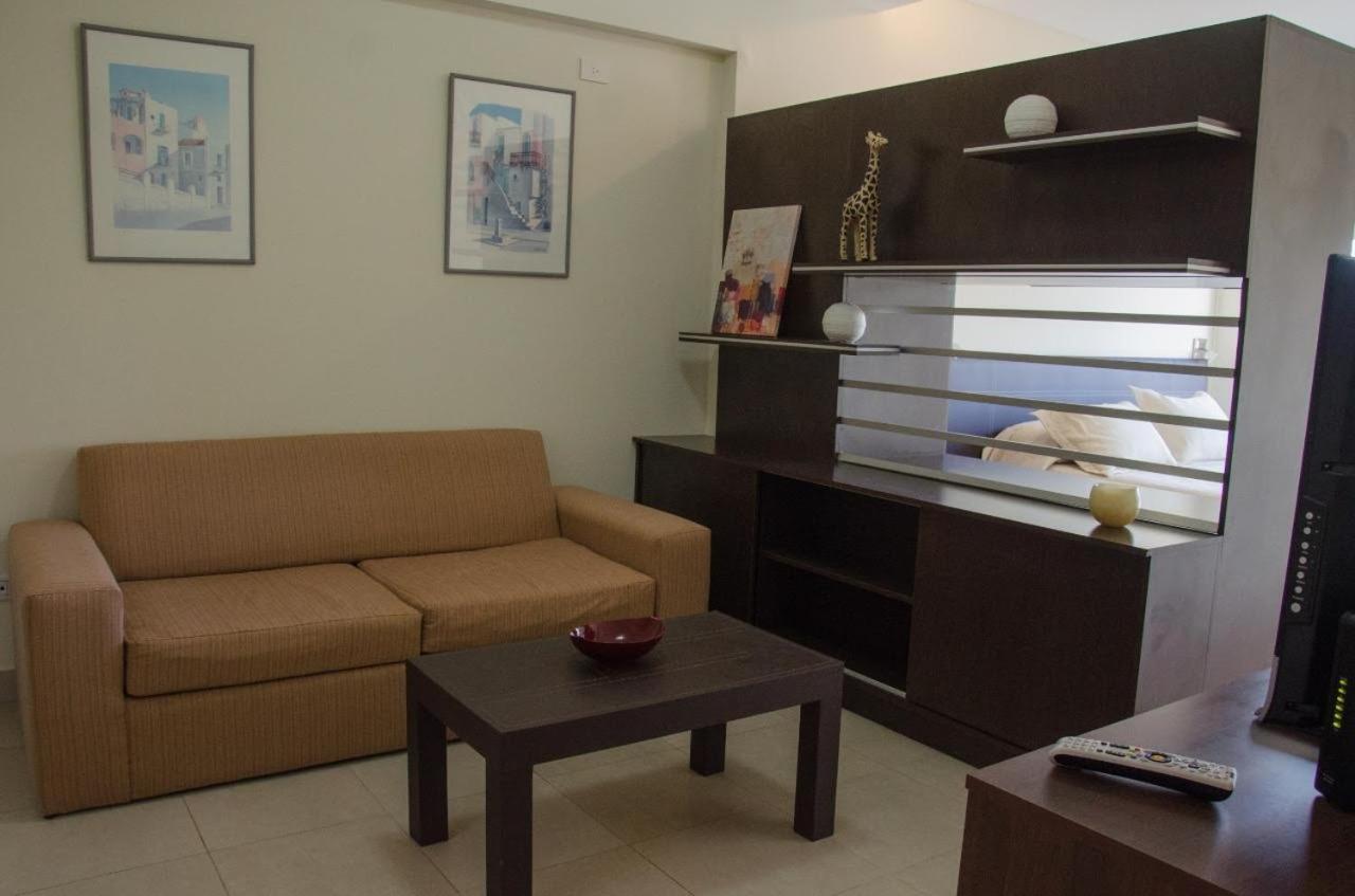 Departamento Centro Con Cochera Y Balcon, Soles De